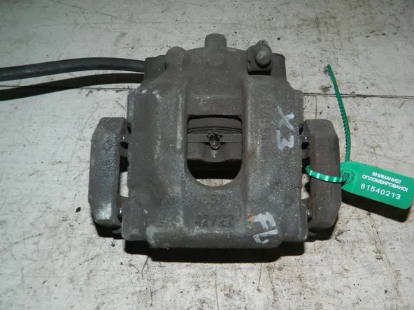 Суппорт BMW X3 E83 Зад Прав (Контрактный) 81540213