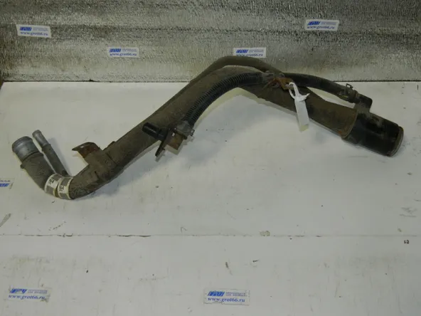 Горловина топливного бака HYUNDAI EQUUS VI G6DA 2013-2015 (Б/У) 35017783