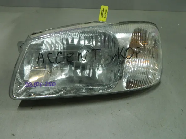 Фара HYUNDAI ACCENT LC Перед Лев (Б/У) 64492940