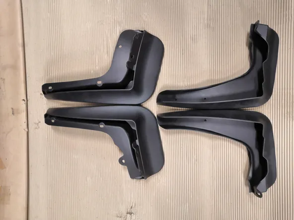 Брызговик GENERAL PARTS GPBMW31319 (комплект) BMW 3-Series F30 13-19г