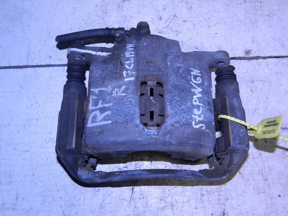 Суппорт тормозной HONDA STEPWGN RF1 Перед Прав (Контрактный) 79773372