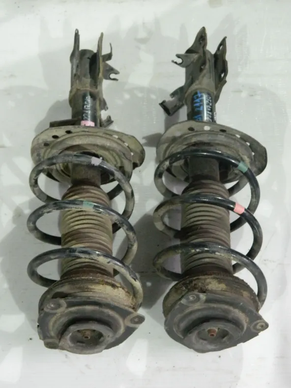 Стойка подвески NISSAN X-TRAIL T31 Перед (пара) (Контрактный) 22117210