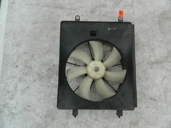 Диффузор радиатора HONDA STREAM RN1 (Контрактный) 72367875