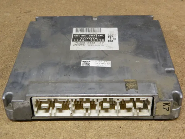 Блок управления ДВС TOYOTA CORONA 3SFSE (Контрактный) 9643 896612G190
