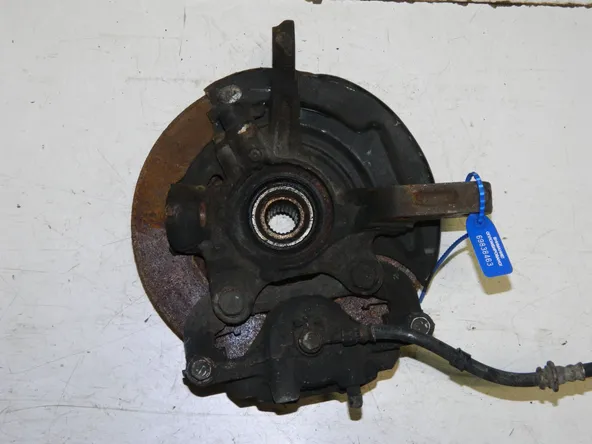 Ступица NISSAN CUBE Z10 Перед Лев (Контрактный) 69838463