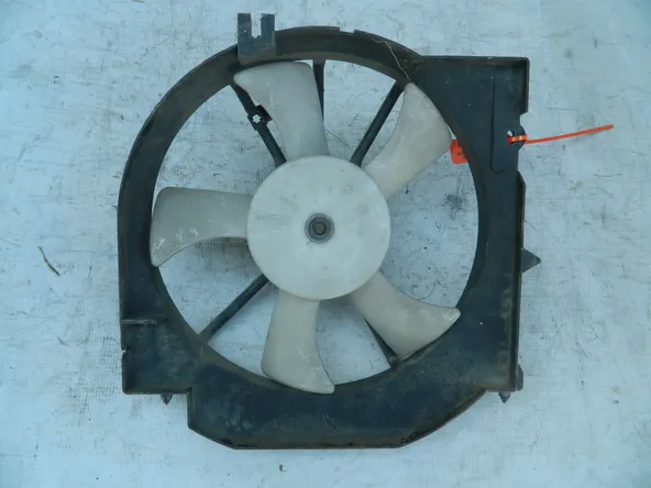 Диффузор радиатора MAZDA DEMIO DW3W (Контрактный) 72355174