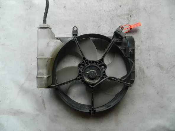 Диффузор радиатора HONDA FIT GD1 (Контрактный) 72355071