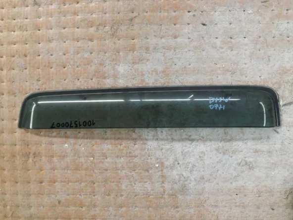 Ветровик MAZDA DEMIO DY3W Зад Прав (Контрактный) 1001570007