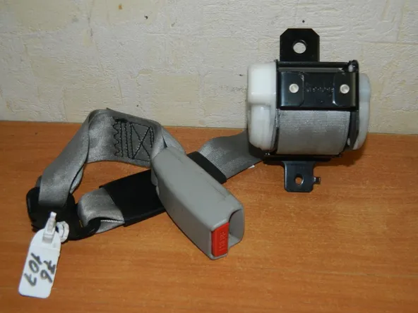 Ремень безопасности NISSAN MAXIMA A32 Зад (Б/У) 76107