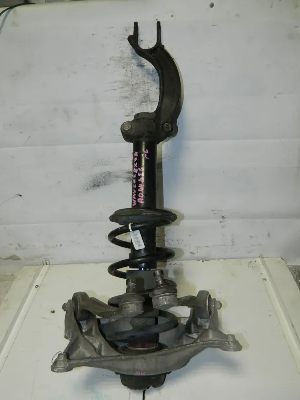 Стойка подвески AUDI A4 8K CDN Перед Лев (Контрактный) 35023387