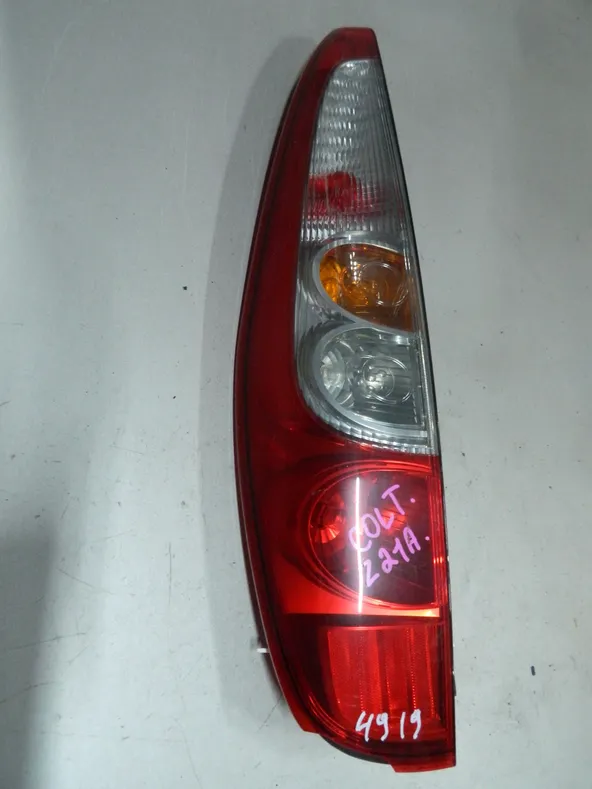 Фонарь MITSUBISHI COLT Z21A Зад Лев 4914 (Контрактный) 68000155