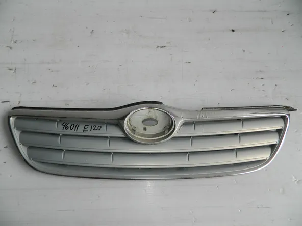Решетка радиатора TOYOTA COROLLA 120 (Б/У) 531111A500