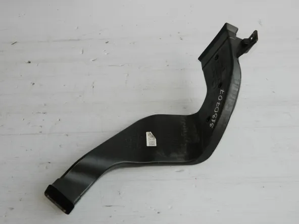 Воздуховод отопителя HYUNDAI SOLARIS HCR Лев (Б/У) 3130707