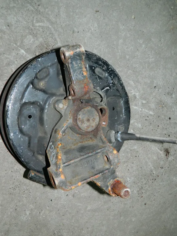 Ступица MAZDA PREMACY CP8W Зад Лев (Контрактный) 79591009