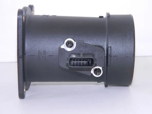 Датчик расхода воздуха GENERAL PARTS AC011 VQ25 / QR20DE / QR25DE