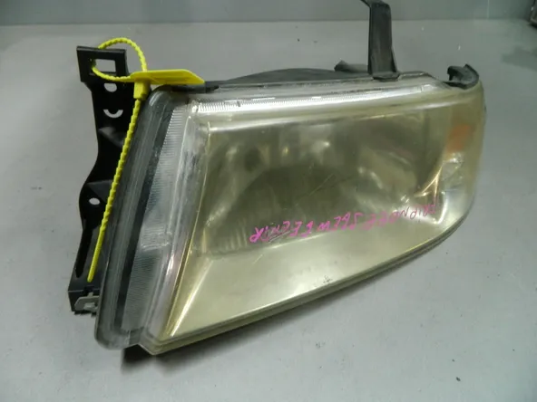 Фара MAZDA BONGO FRIENDEE SGLW Перед Лев 0287 (Контрактный) 64492720