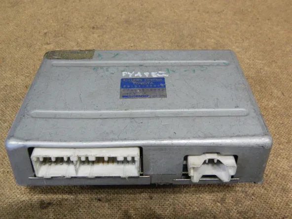 Блок управления рулевой рейкой TOYOTA VISTA SV33 (Контрактный) 79590820 8918132010