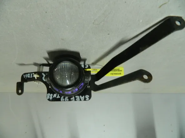 Фара противотуманная MITSUBISHI LANCER CS5W Перед Лев (Контрактный) 79768006