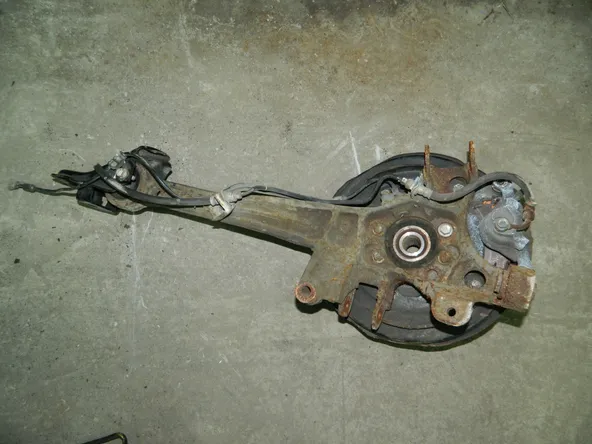 Ступица SUBARU LEGACY BH5 Зад Прав (Контрактный) 79586720