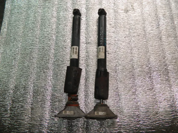 Амортизатор подвески BMW 1-SERIES F20 Зад (пара) (Контрактный) 35815619