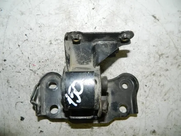 Подушка двигателя TOYOTA COROLLA ZZE150 1ZRFE Лев (Контрактный)