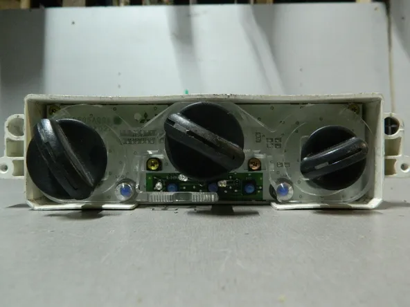 Блок управления климат-контролем MITSUBISHI COLT Z25A (Контрактный) 81540549