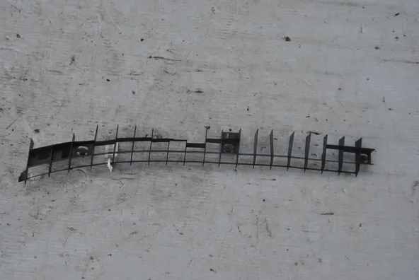 Крепление обшивки потолка TOYOTA COROLLA 120 Перед Лев (Б/У) 45992465