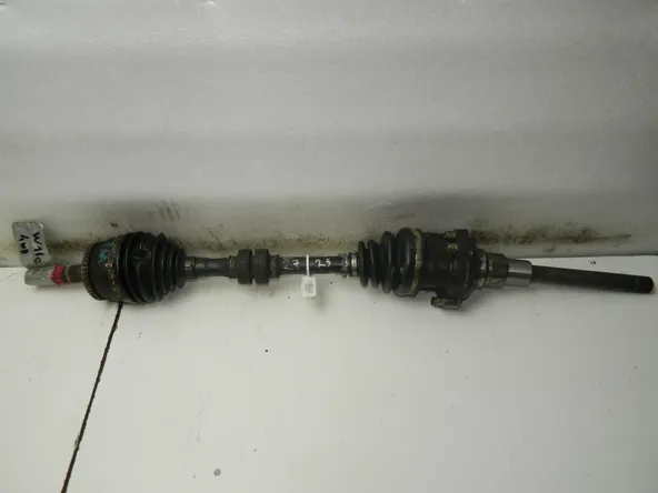 Привод NISSAN AVENIR W11 QR20DE Перед Прав (Контрактный) 35015664