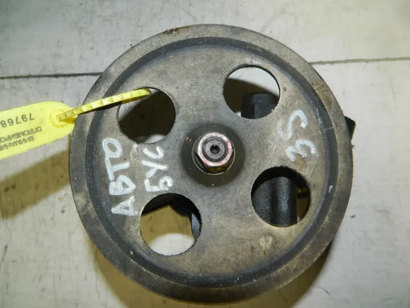 Гидроусилитель руля TOYOTA LITE ACE NOAH 3SFE (Контрактный) 79768518