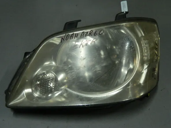 Фара TOYOTA VOXY AZR60 Перед Лев 28151 (Контрактный) 68000730