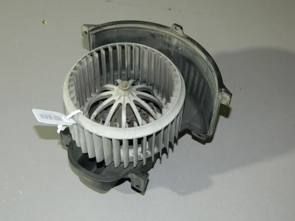 Мотор печки AUDI Q7 4L BAR (Б/У) 45989455