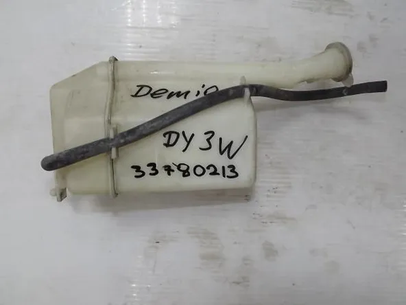 Бачок омывателя MAZDA DEMIO DY3W (Контрактный)