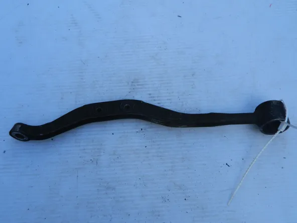 Рычаг подвески TOYOTA CAMRY SV33 Зад (Контрактный) 46091287