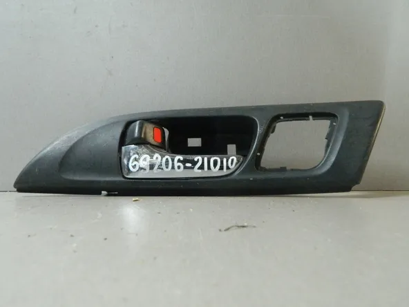 Ручка двери внутренняя TOYOTA CALDINA AZT241 Перед Лев (Контрактный) 81528343 6920621010