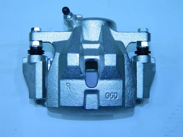 Суппорт тормозной GENERAL PARTS 4773012A10 ZRE151/152/154/186, ZZE150, NZE181 Перед Прав