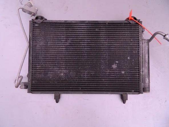 Радиатор кондиционера TOYOTA FUNCARGO NCP20 (Контрактный) 72367836