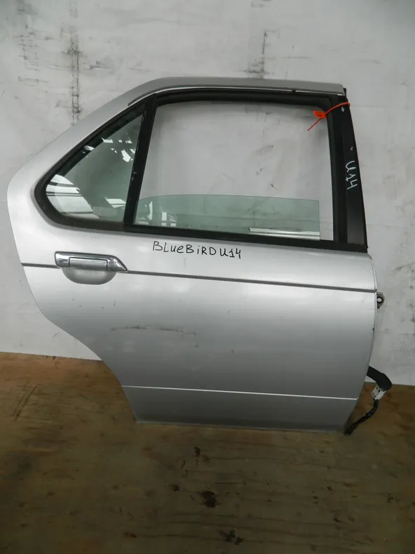 Дверь NISSAN BLUEBIRD U14 Зад Прав (Контрактный) 72355694