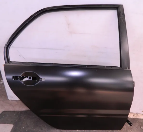 Дверь API MB24404100R00 MITSUBISHI LANCER 9 CS Зад Прав 2004 - 2007