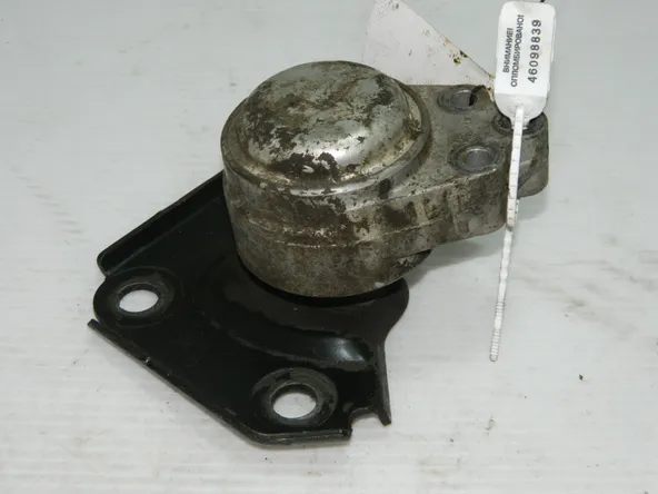 Подушка двигателя 2S616F012-BD FORD FUSION 46098839 Б/У