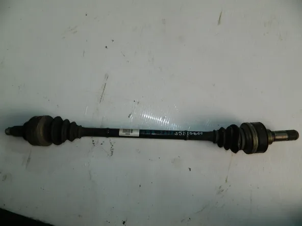 Привод BMW 1-SERIES F20 Зад (Контрактный) 35815601