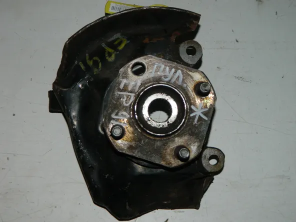Ступица TOYOTA STARLET EP91 Перед Прав (Контрактный) 40951046