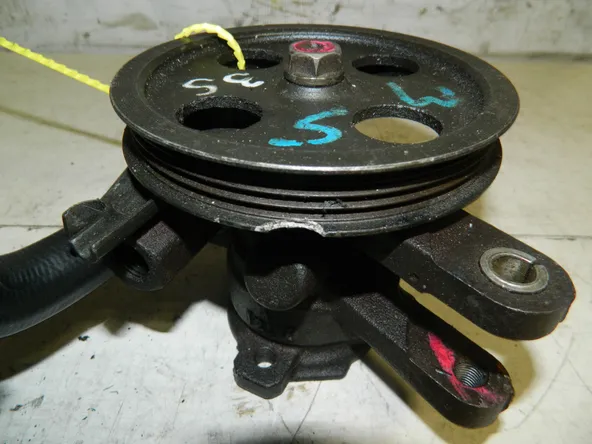 Гидроусилитель руля TOYOTA LITE ACE NOAH 3SFE (Контрактный) 79768405