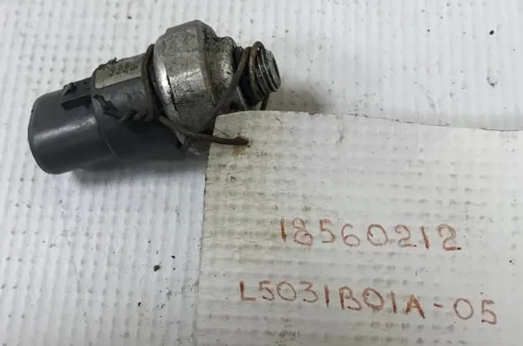 Датчик давления кондиционера MAZDA 3 BK (Koнтрaктный)