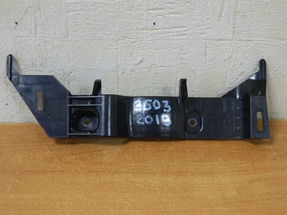 Кронштейн обшивки стойки AUDI Q7 4L Лев (Б/У) 35032019 4L0858847