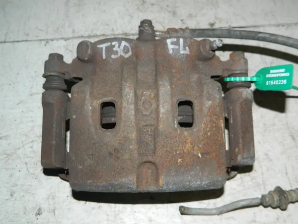 Суппорт NISSAN X-TRAIL T30 Перед Лев (Контрактный) 81540236