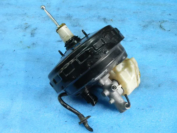 Главный тормозной цилиндр VOLKSWAGEN TOUAREG 7L7 (Контрактный) 27774311