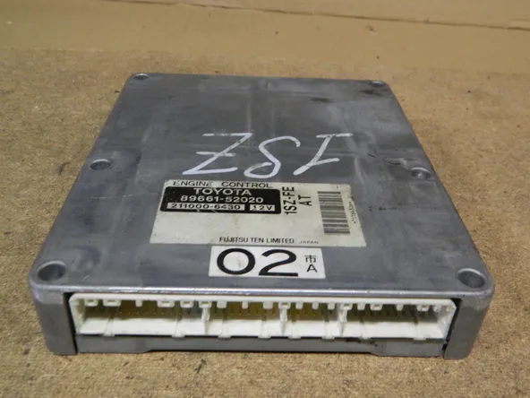 Блок управления ДВС TOYOTA VITZ 1SZFE (Контрактный) 9523 8966152020