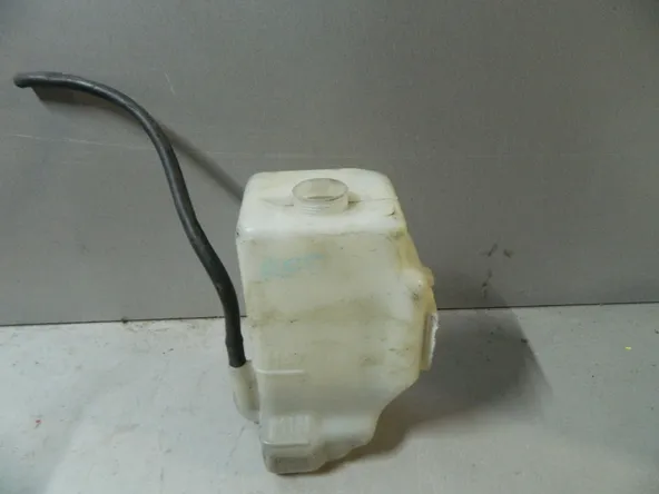Бачок расширительный HONDA STEPWGN RF5 (Контрактный) 79591921