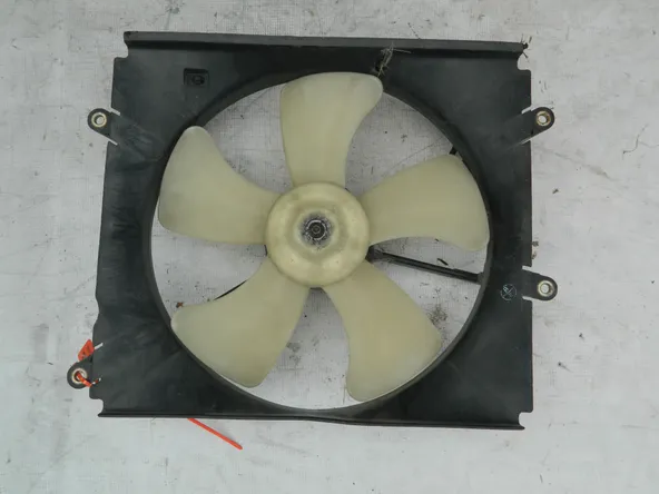 Диффузор радиатора TOYOTA VISTA SV30 (Контрактный) 72355036