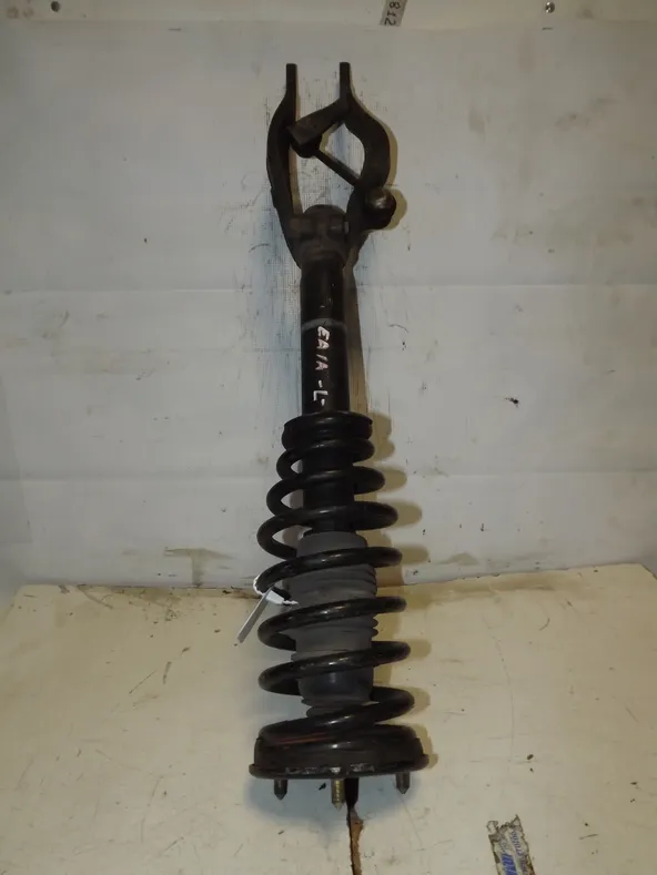 Стойка подвески MITSUBISHI GALANT EA1A Перед Лев (Контрактный) 35023470